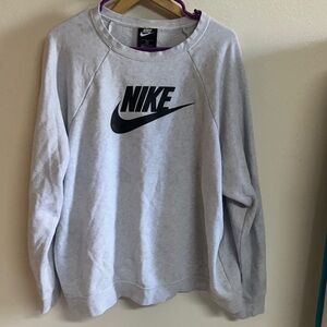 Nike crewneck